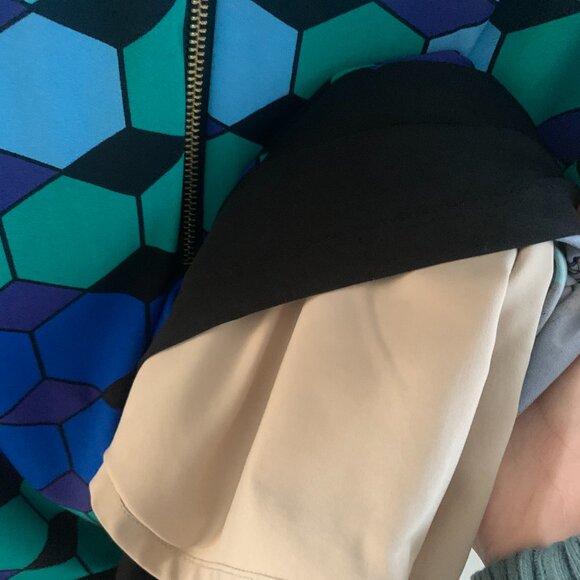 Geometric Shift Cocktail Dress - Picture 5 of 6